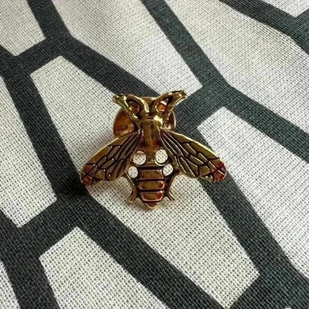 Gold Mini Bee Brooch - Picture 4 of 5